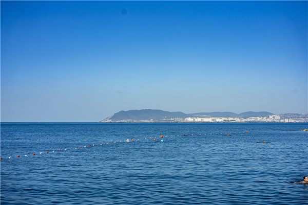Чёрное море у здравницы «Кабардинка», Геленджикская бухта — фото 5
